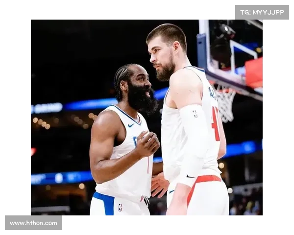 快船防守强势回暖连续两战压制对手得分展现冠军级硬度 快船防守强势回暖连续两战压制对手得分展现冠军级硬度